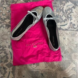 9 Dee Ocleppo Silver Metallic Ballet Flats